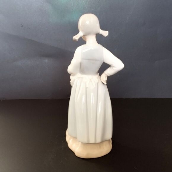 Lladro NAO "Litter of Kittens" Collectible Porcelain Figurine - Picture 5 of 6